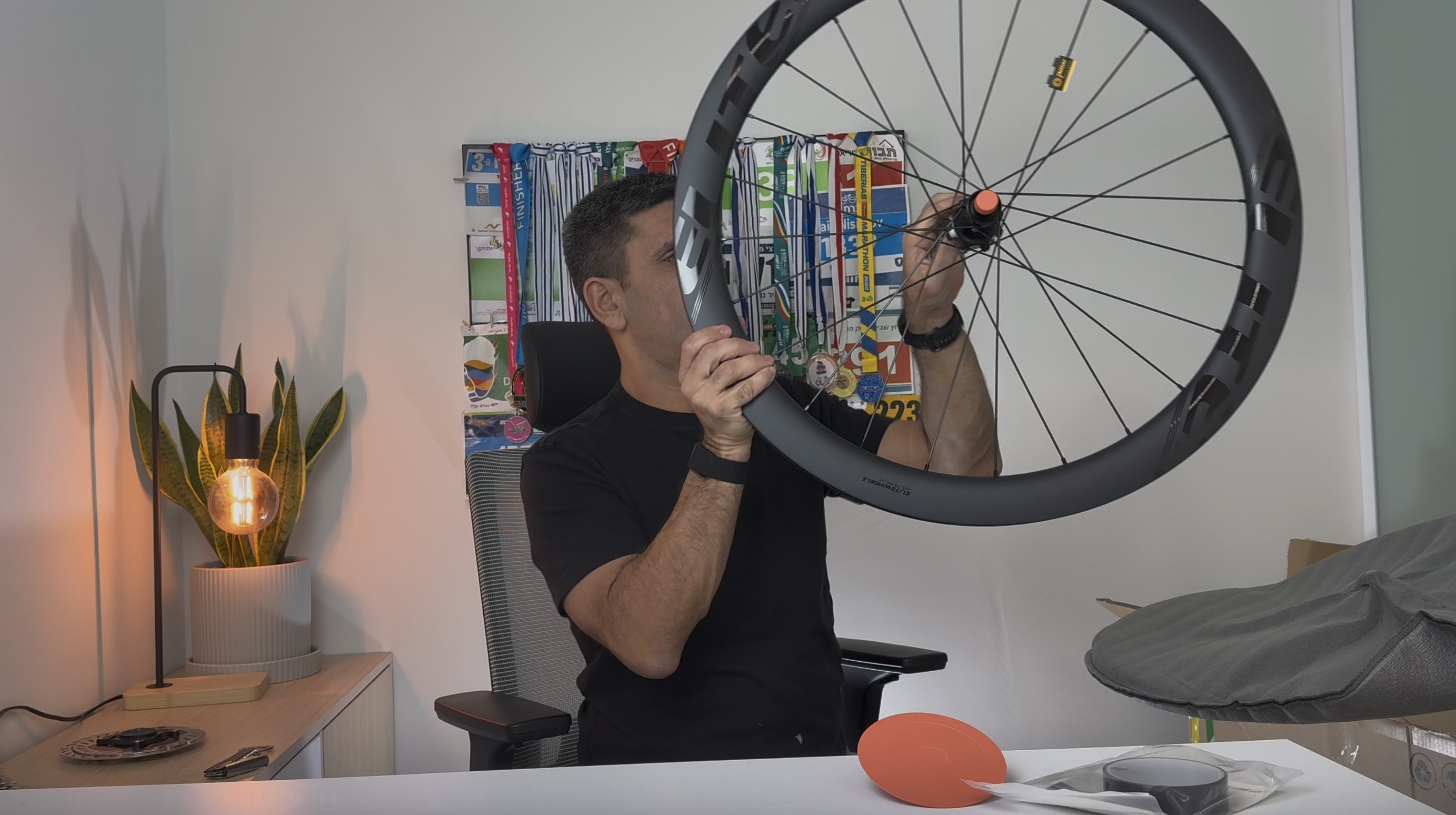 Elite Wheels ENT 2.0 — Carbon Wheels from AliExpress for $285: Are